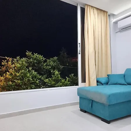 Bay شقة ساراندا