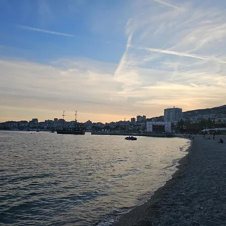 Bay شقة ساراندا